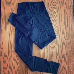 Aerie Chill High Waisted Leggings, black size xs